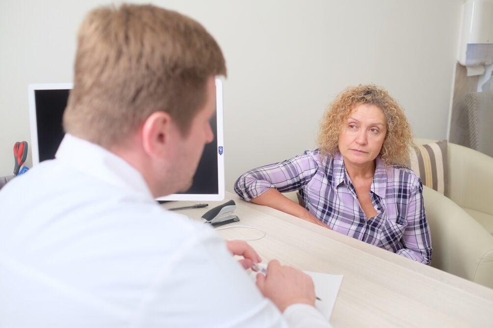Woman making an appointment with a specialist to treat varicose veins